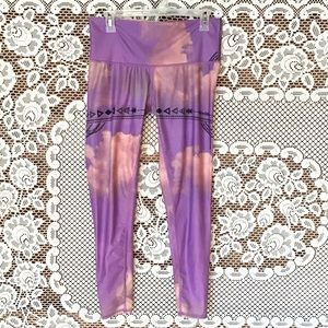 Teeki Leggings Clouds/Aztec Print